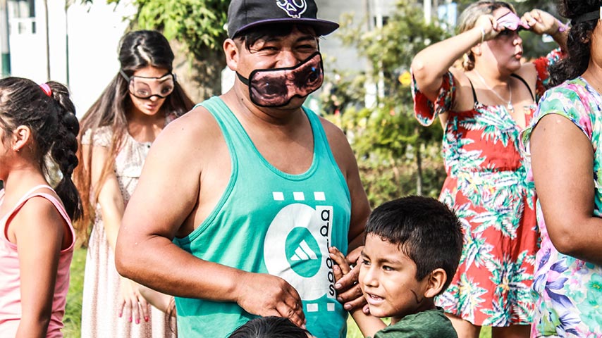 Los adultos que acompañen a los chicos también tienen la oportunidad de participar de interesantes talleres. Uno de ellos es &quot;¿Cómo jugar como niños?&quot;, una actividad donde revivirán su niñez a través del juego.&amp;nbsp;