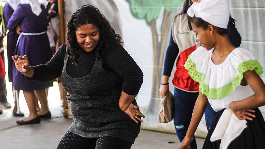Los ni&amp;ntilde;os y ni&amp;ntilde;as pudieron mostrarnos lo afortunados que somos de contar con una diversidad cultural y ling&amp;uuml;&amp;iacute;stica.