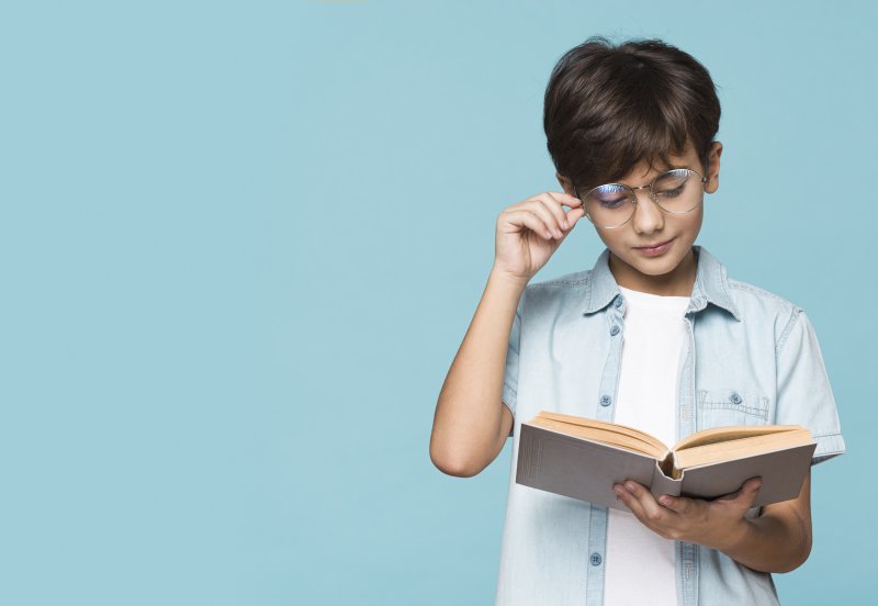 ¿Cómo organizar una tertulia literaria con los chicos en casa?